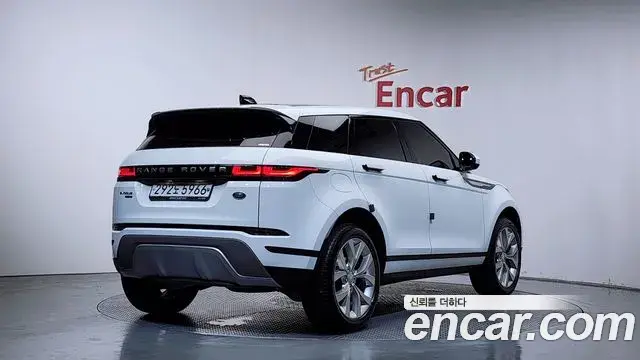 Land Rover Range Rover Evoque 2019 — Фото 2/20