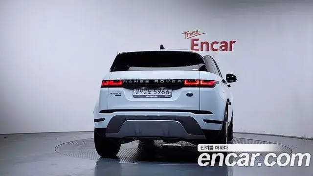 Land Rover Range Rover Evoque 2019 — Фото 4/20