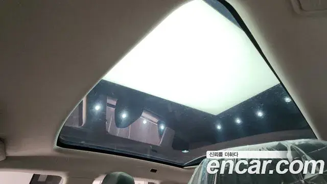 Land Rover Range Rover Evoque 2019 — Фото 18/20