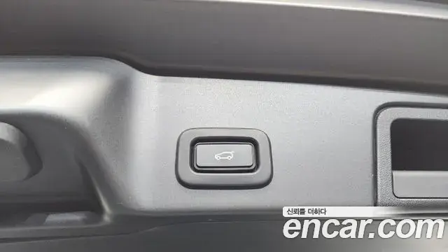 Land Rover Range Rover Evoque 2019 — Фото 19/20