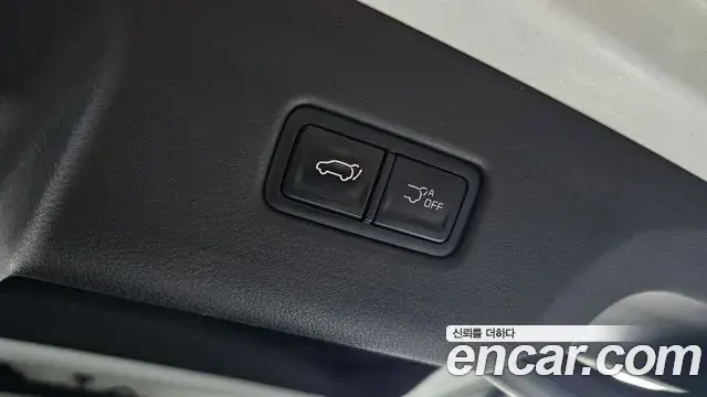 Kia Carnival 2024 — Фото 16/20