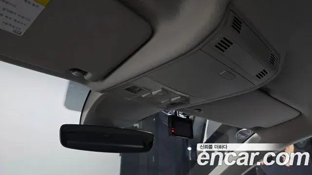 Volkswagen Tiguan 2018 — ფოტო 10/33