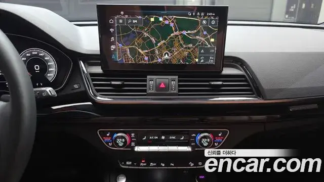 Audi Q5 2021 — ფოტო 4/20