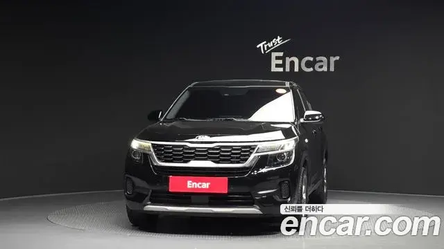 Kia Seltos 2020 — Photo 16/32