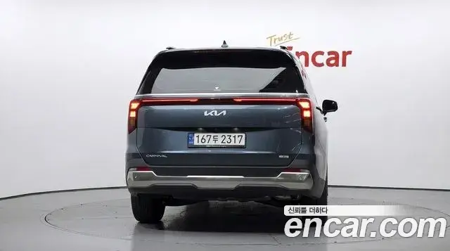 Kia Carnival 2024 — Фото 4/20