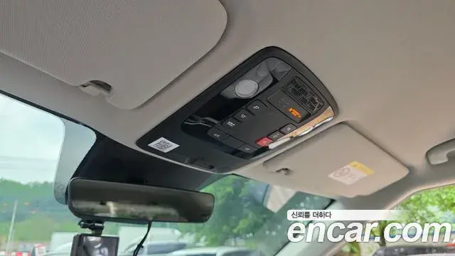 Kia Carnival 2024 — Фото 19/20