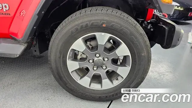Jeep Wrangler 2023 — ფოტო 11/30