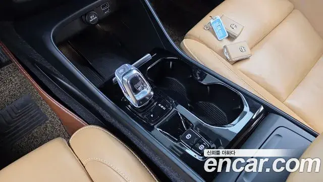 Volvo XC40 2019 — Şəkil 1/34
