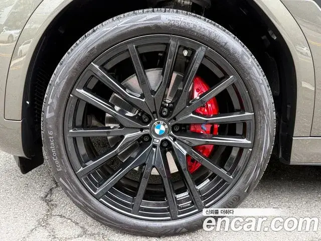 BMW X6 2025 — Photo 9/20