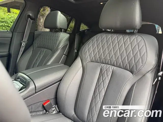 BMW X6 2025 — Photo 18/20