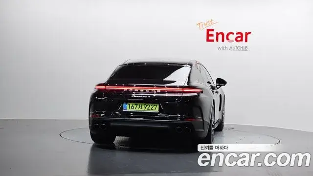 Porsche Panamera 2024 — Photo 13/31