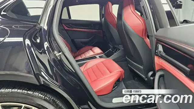 Porsche Panamera 2024 — Photo 24/31