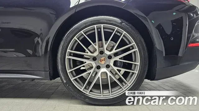 Porsche Panamera 2024 — Photo 28/31