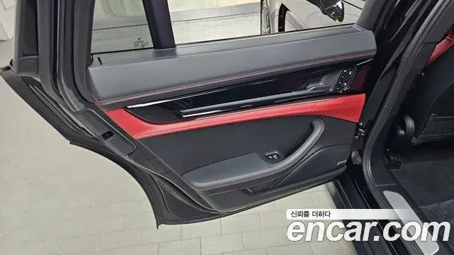 Porsche Panamera 2024 — Photo 30/31
