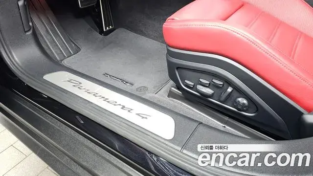 Porsche Panamera 2024 — Photo 16/31