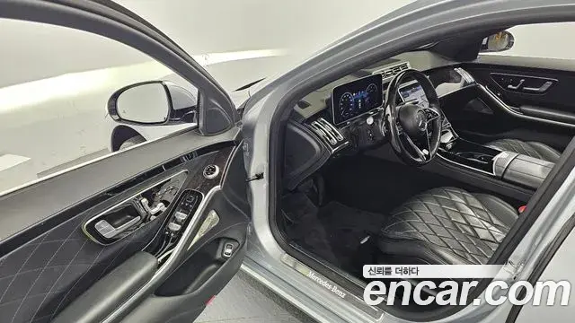 Mercedes-Benz S-Class 2021 — Фото 10/20