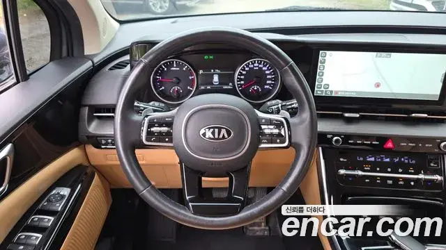 Kia Carnival 2020 — Фото 13/20