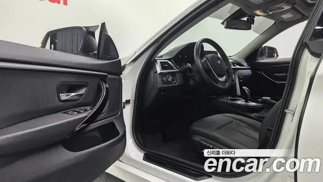 BMW 4 Series 2019 — Şəkil 3/35