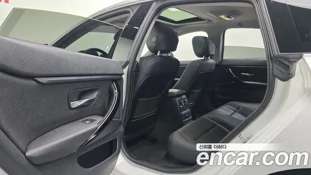 BMW 4 Series 2019 — Şəkil 5/35