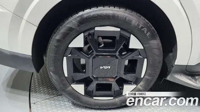 Kia Carnival 2024 — Şəkil 19/20