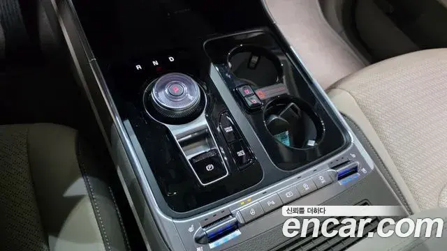 Kia Carnival 2024 — Şəkil 4/20