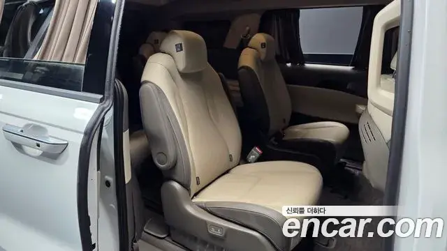 Kia Carnival 2024 — Şəkil 7/20