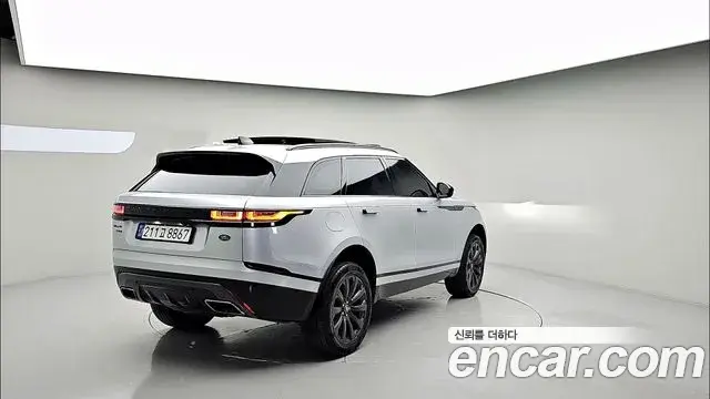 Land Rover Range Rover Velar 2019 — Photo 16/20