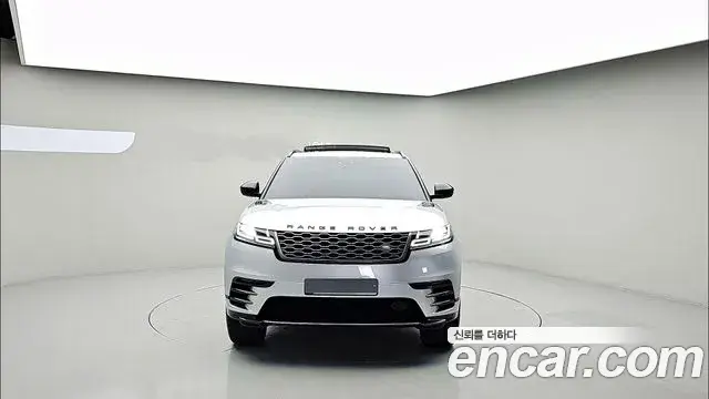 Land Rover Range Rover Velar 2019 — Photo 17/20