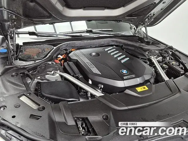 BMW 7 Series 2021 — ფოტო 7/20