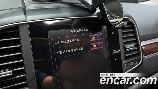 Renault Samsung QM6 2019 — ფოტო 27/35