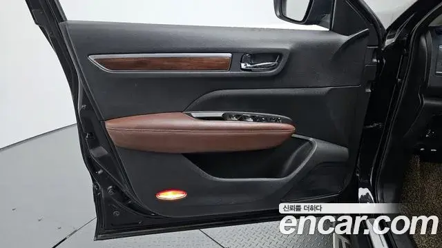 Renault Samsung QM6 2019 — ფოტო 30/35