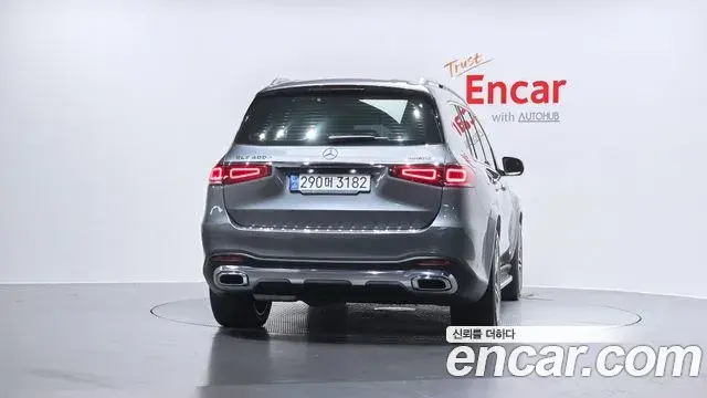 Mercedes-Benz GLS-Class 2022 — ფოტო 25/35