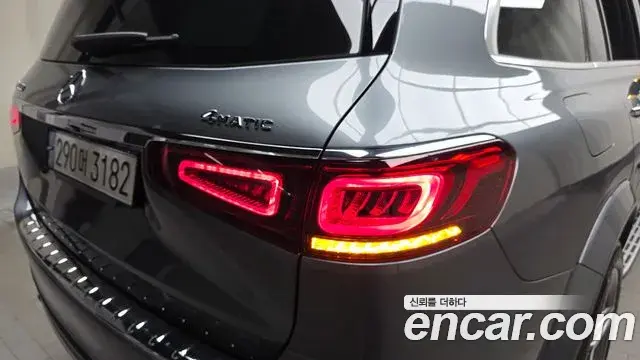 Mercedes-Benz GLS-Class 2022 — ფოტო 15/35