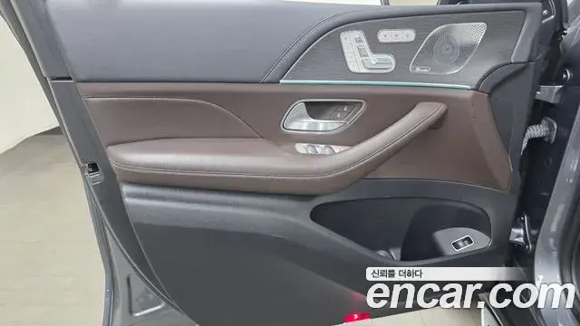Mercedes-Benz GLS-Class 2022 — ფოტო 7/35