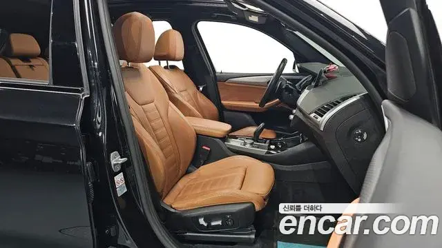 BMW X3 2019 — Photo 26/34