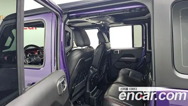 Jeep Wrangler 2023 — Фото 11/20