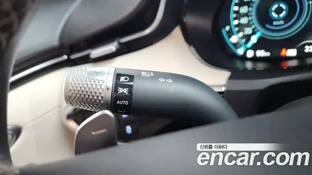 Genesis GV70 2023 — Şəkil 14/37