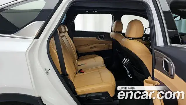 Kia Sorento 2020 — Фото 12/20