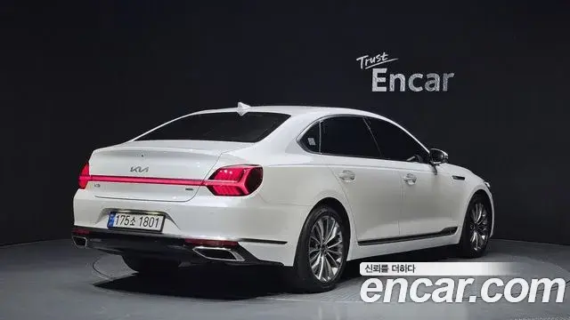 Kia The K9 2022 — Photo 13/35