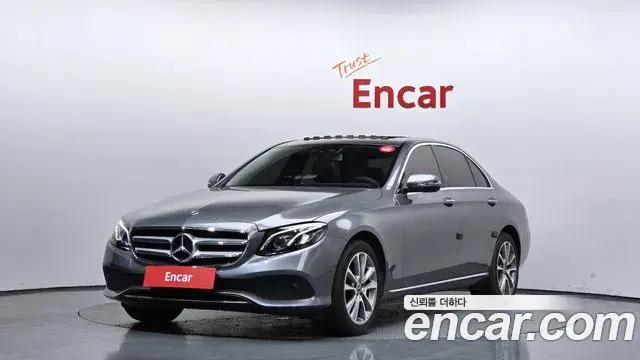 Mercedes-Benz E-Class 2019 — Фото 1/20
