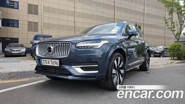 Volvo XC90 2024 — Photo 1/18