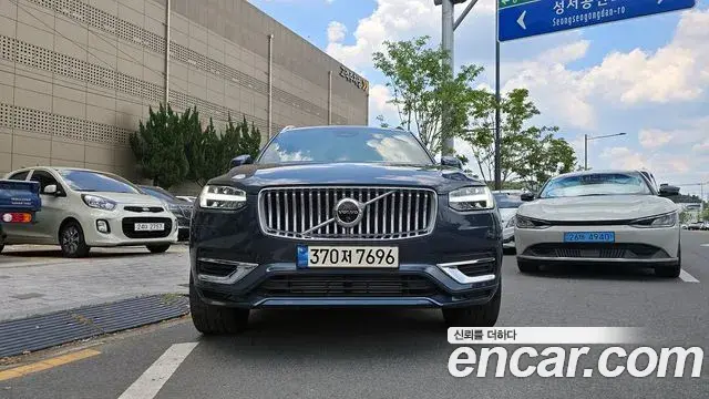 Volvo XC90 2024 — Photo 9/18