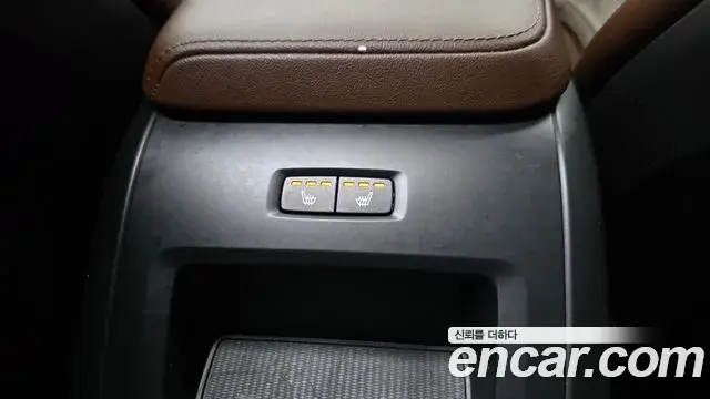 Volvo XC60 2022 — Photo 25/32