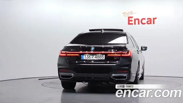 BMW 7 Series 2020 — Şəkil 17/20