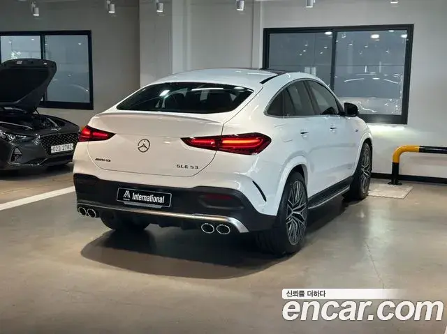 Mercedes-Benz GLE-Class 2025 — Photo 20/20