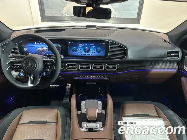 Mercedes-Benz GLE-Class 2025 — Photo 13/20