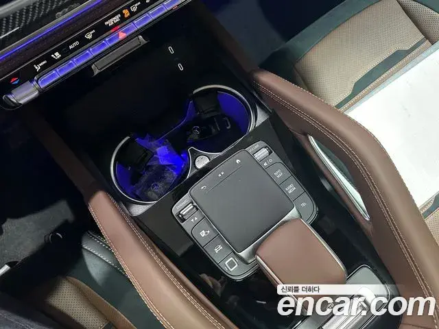 Mercedes-Benz GLE-Class 2025 — Photo 4/20