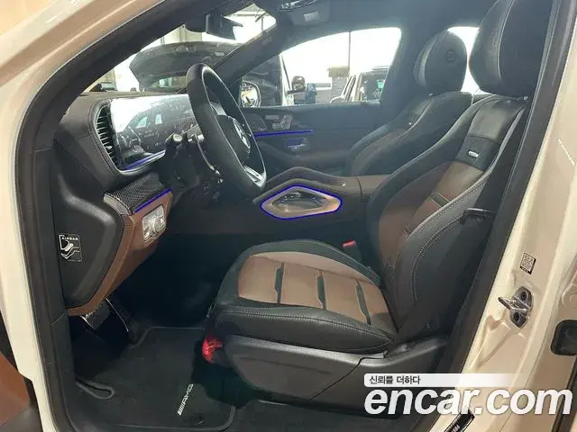 Mercedes-Benz GLE-Class 2025 — Photo 19/20
