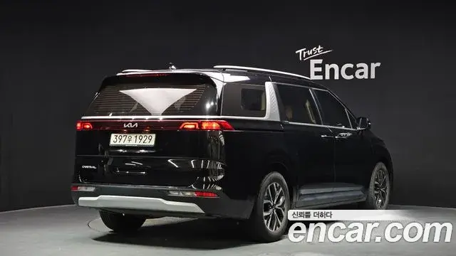 Kia Carnival 2022 — Фото 2/20