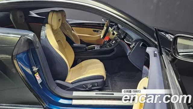 Bentley Continental GT 2019 — Photo 30/30